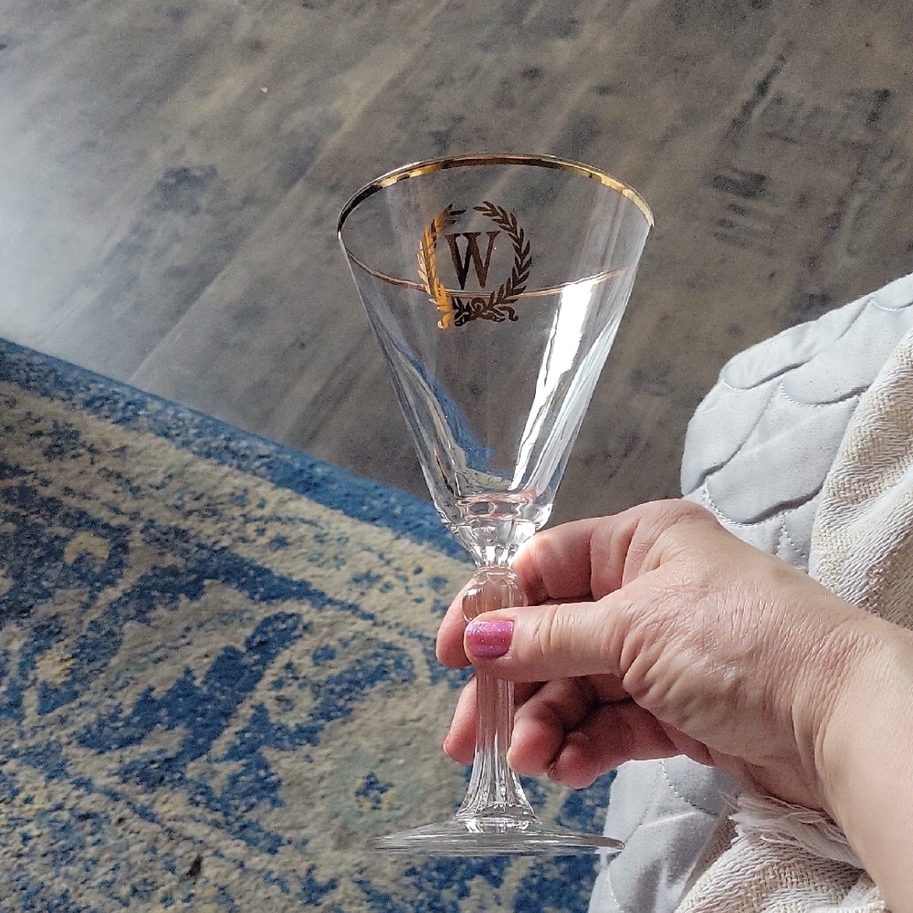 "W" Monogram Gold Rimmed Wine Glass,perfect